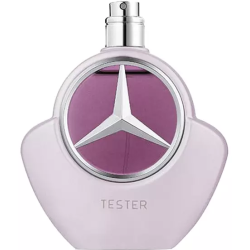 Mercedes-Benz Woman woda...